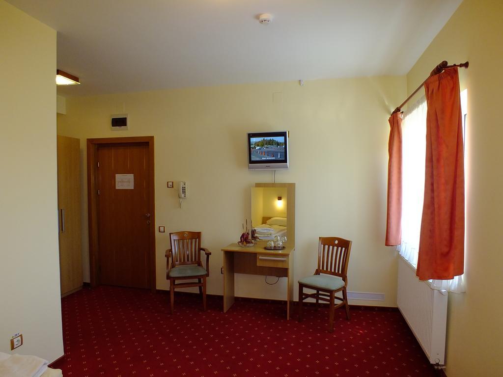 Motel Vector Acăţari Rum bild