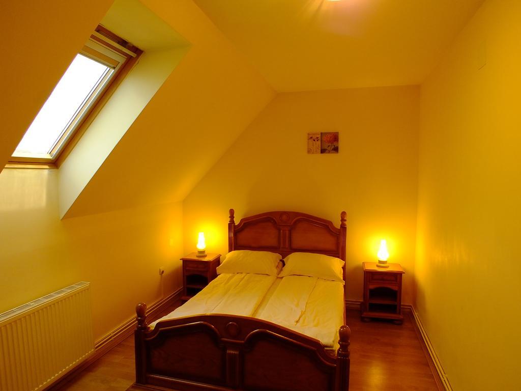 Motel Vector Acăţari Rum bild