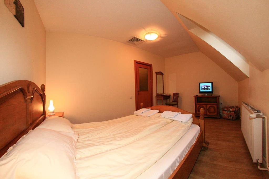Motel Vector Acăţari Rum bild