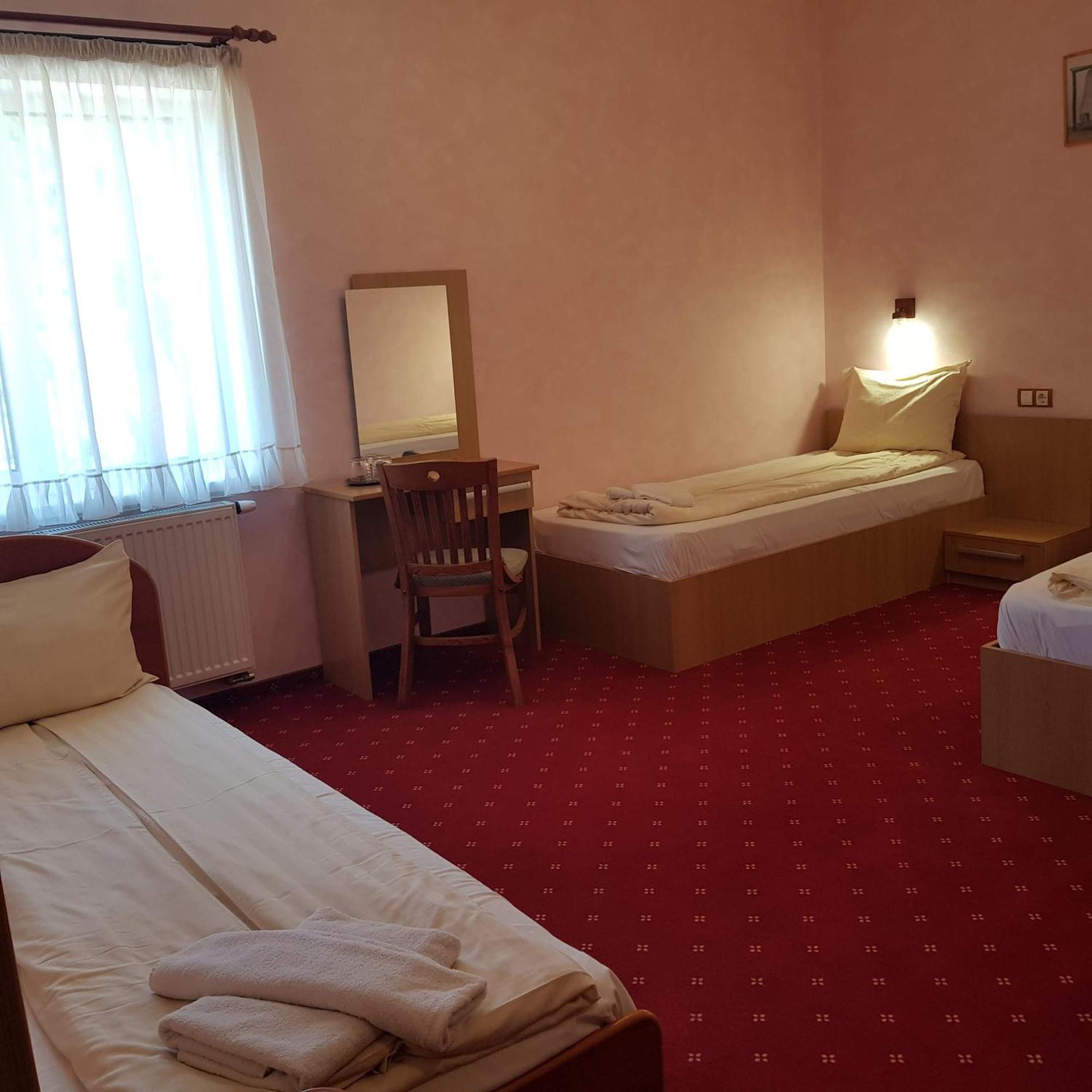 Motel Vector Acăţari Exteriör bild