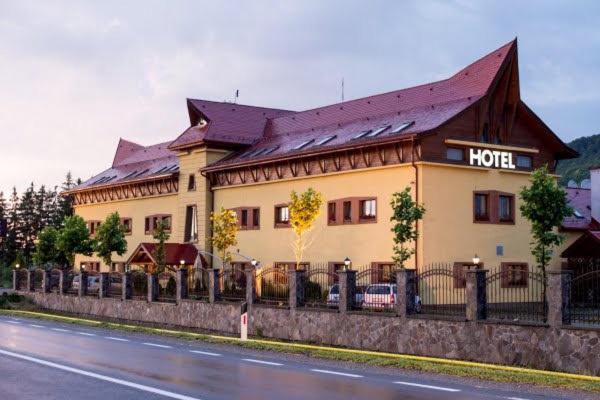 Motel Vector Acăţari Exteriör bild